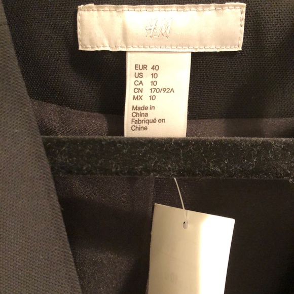 Cross-button Blazer - Picture 4 of 5